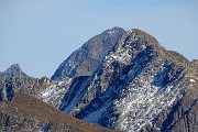 75 Pizzo del Diavolo con in primo piano il Monte Aga